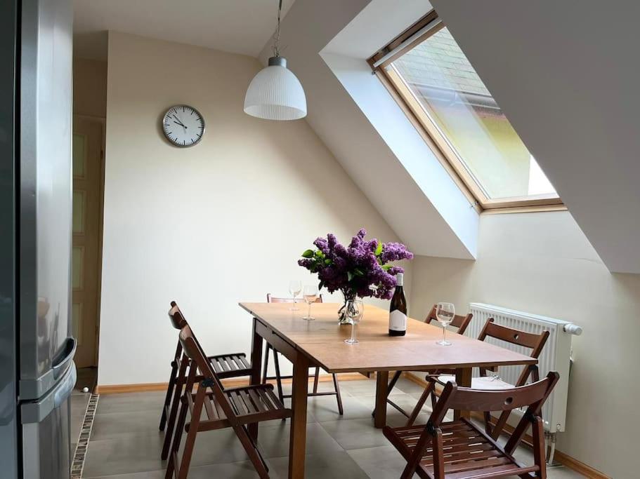 Apartament Hemingwaya Jelenia Góra Eksteriør bilde