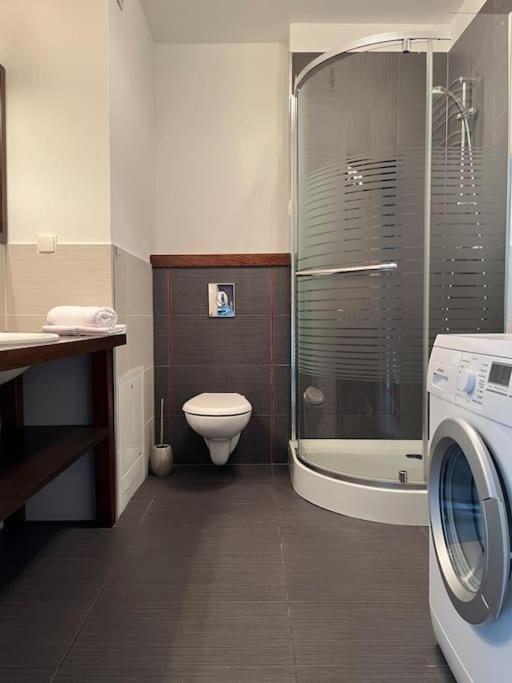 Apartament Hemingwaya Jelenia Góra Eksteriør bilde